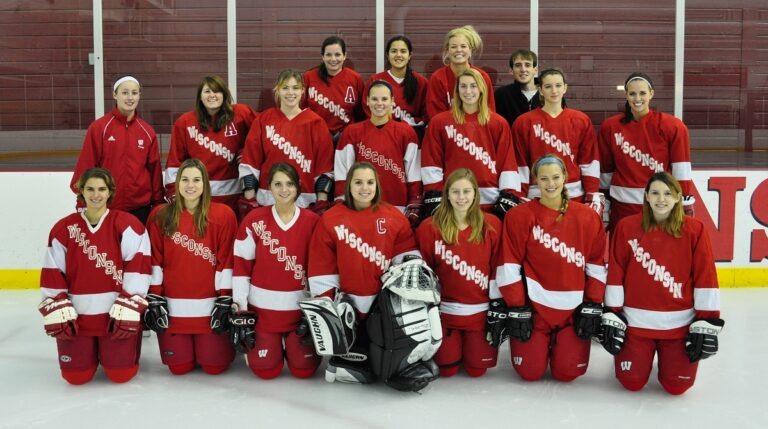 Wisconsin Hockey Roster